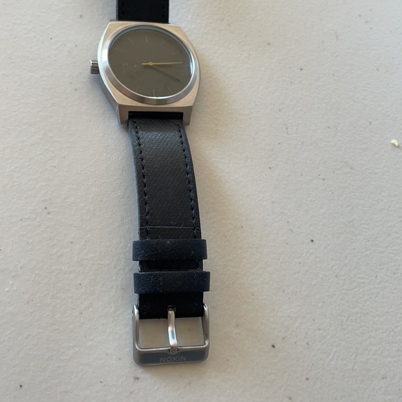 Nixon Time Teller - Picture 2 of 3